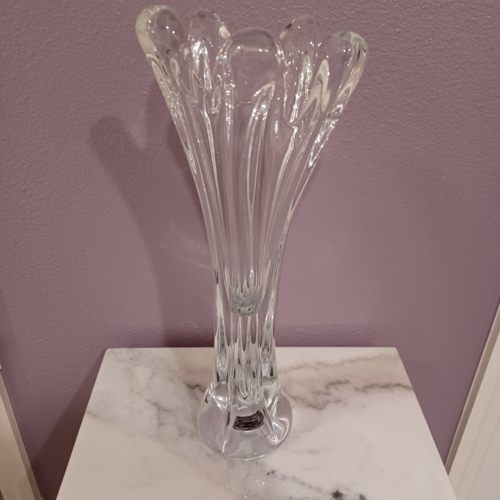 Vintage Mikasa Crystal Vase - Picture 3 of 8